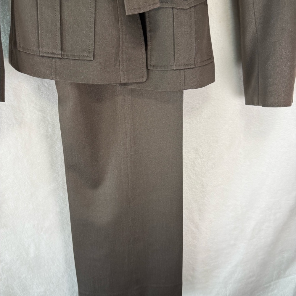 T Tahari Dark Brown Two-Piece Belted Blazer Suit - Picture 13 of 16